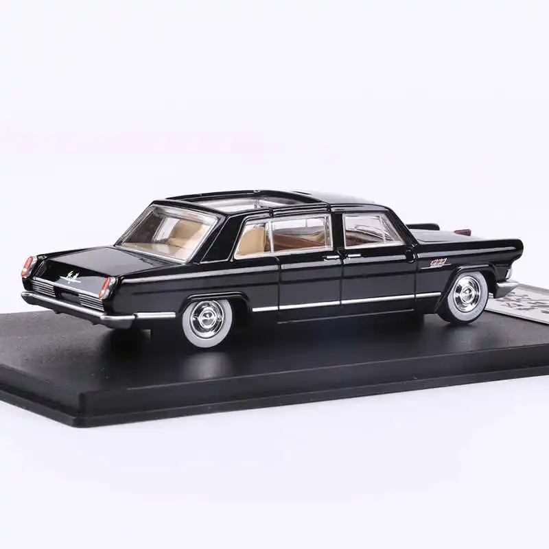 Limited Edition Hongqi CA770 Diecast Model Car 4 Limited Edition Hongqi CA770 Diecast Model Car - Image 4