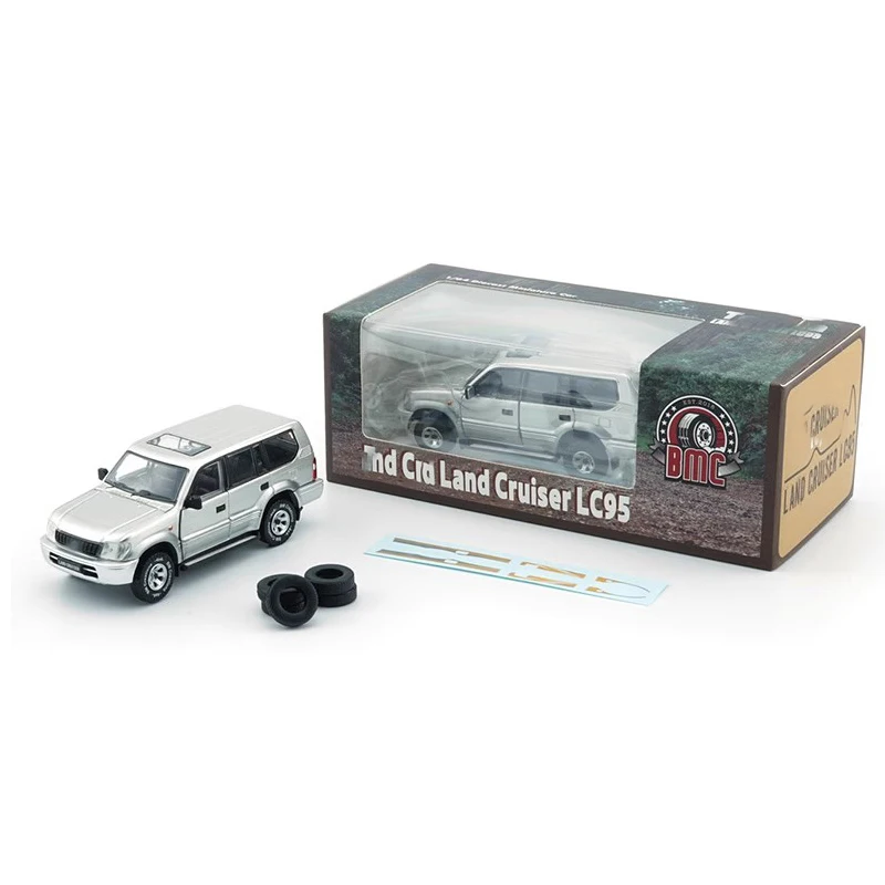 1:64 Land Cruiser LC95 diecast model 4 1:64 Land Cruiser LC95 diecast model - Image 4