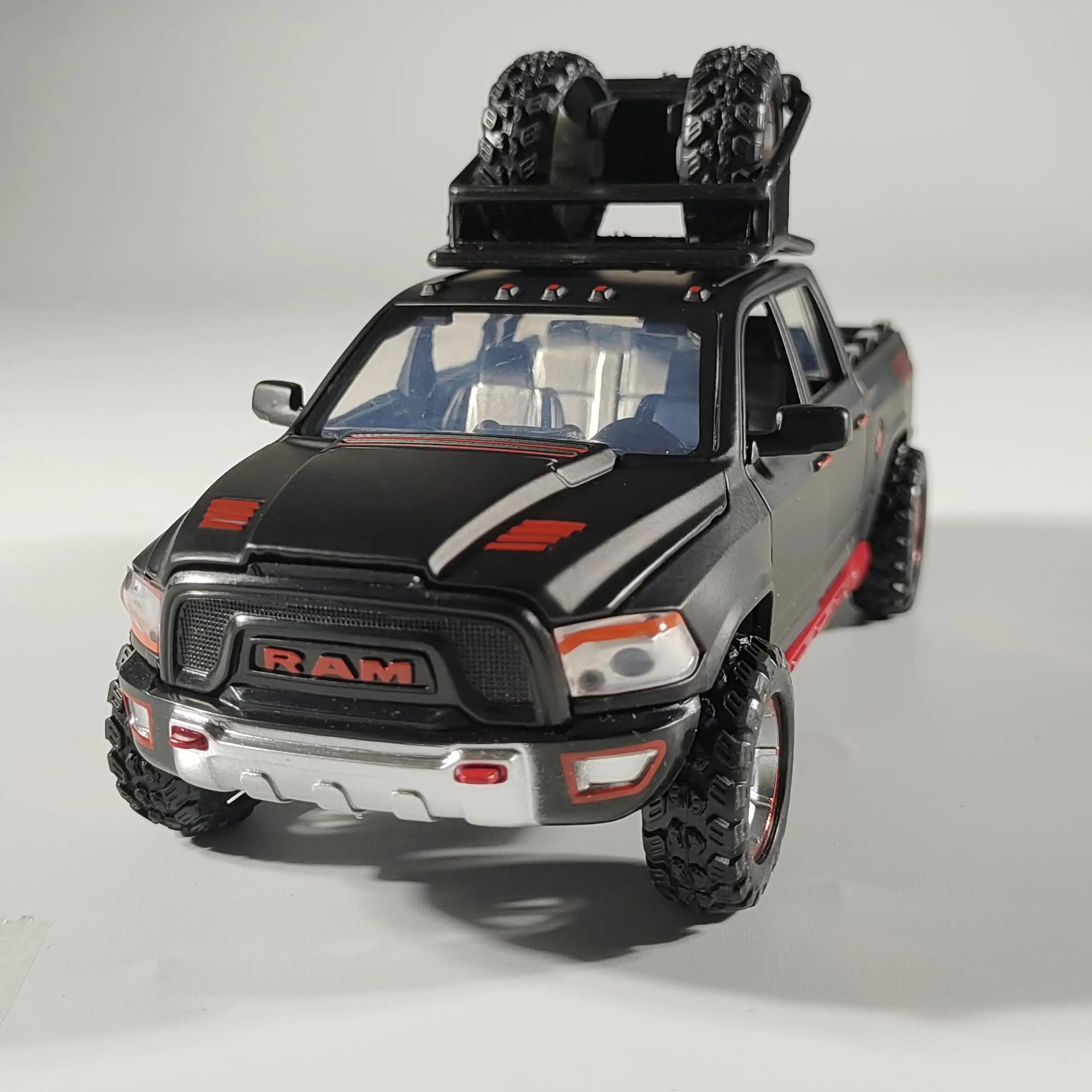 1:32 Dodge RAM TRX Diecast Model Pickup 4 1:32 Dodge RAM TRX Diecast Model Pickup - Image 4