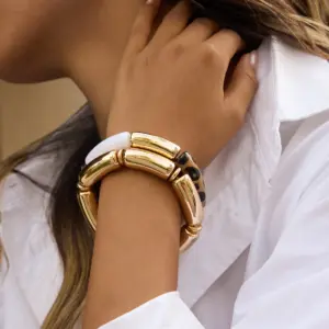 S59ab301141724e15aa3a87745b95efe4t