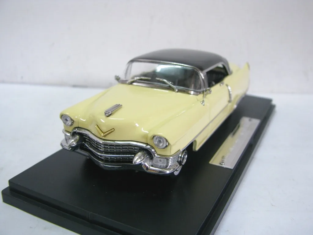 1955 Coupe 1:43 Diecast Model for Collectors 8 1955 Coupe 1:43 Diecast Model for Collectors - Image 8