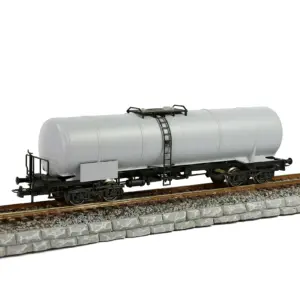 HO Scale Oil Tank Car Collection Model C8768 17 S5a7935b4983442e99264a741b97933ce2