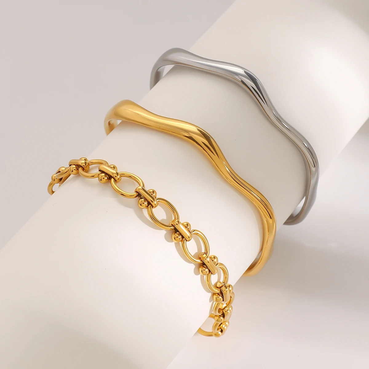 Stainless Steel Gold Bangle for Women 2 Stainless Steel Gold Bangle for Women - Image 2