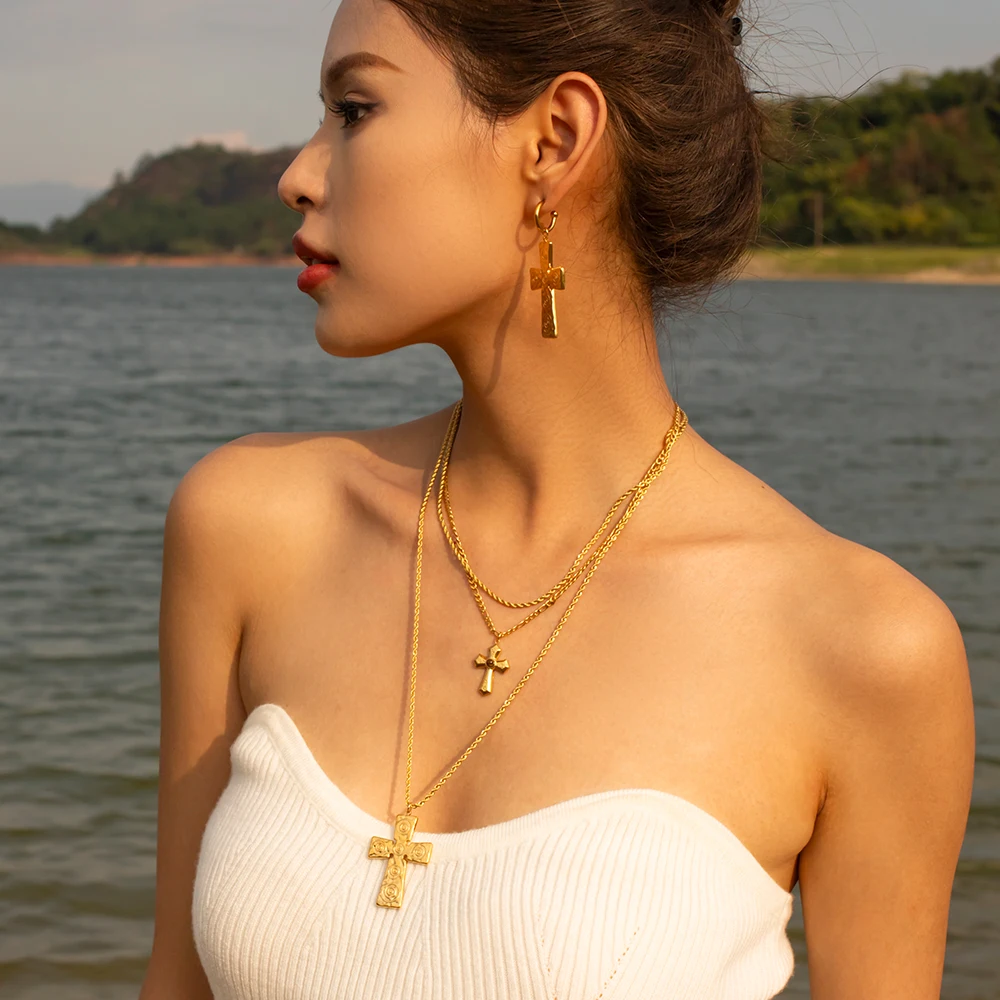 Stainless Steel Gold-Layered Double Necklace 3 Stainless Steel Gold-Layered Double Necklace - Image 3