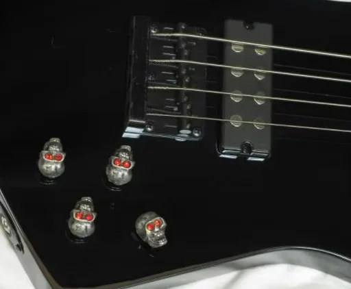 Antique Metal Skull Control Knob for Guitars 5 Antique Metal Skull Control Knob for Guitars - Image 5