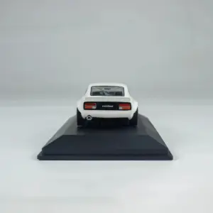 White Solido 1:43 Scale Nissan 240Z Model 5 S5b9fd086cc68404a9abde2914c7f6fca7