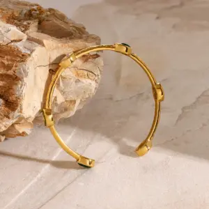 S5ba6ef40be3e4b0093b6a8fc1bd2dd005