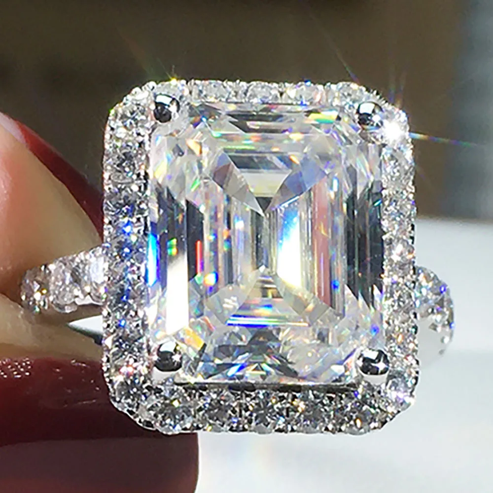 Elegant Geometric Silver & Gold Women's Ring 3 Elegant Geometric Silver & Gold Women's Ring - Image 3