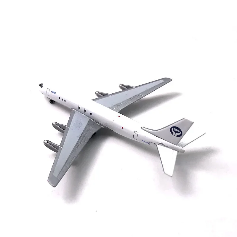DC-8 Aircraft Diecast Model 1:400 Scale 3 DC-8 Aircraft Diecast Model 1:400 Scale - Image 3