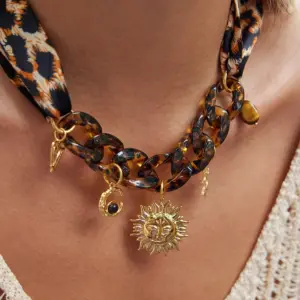 S5cc7328b0fb64306b7c8f353ac7245d0y