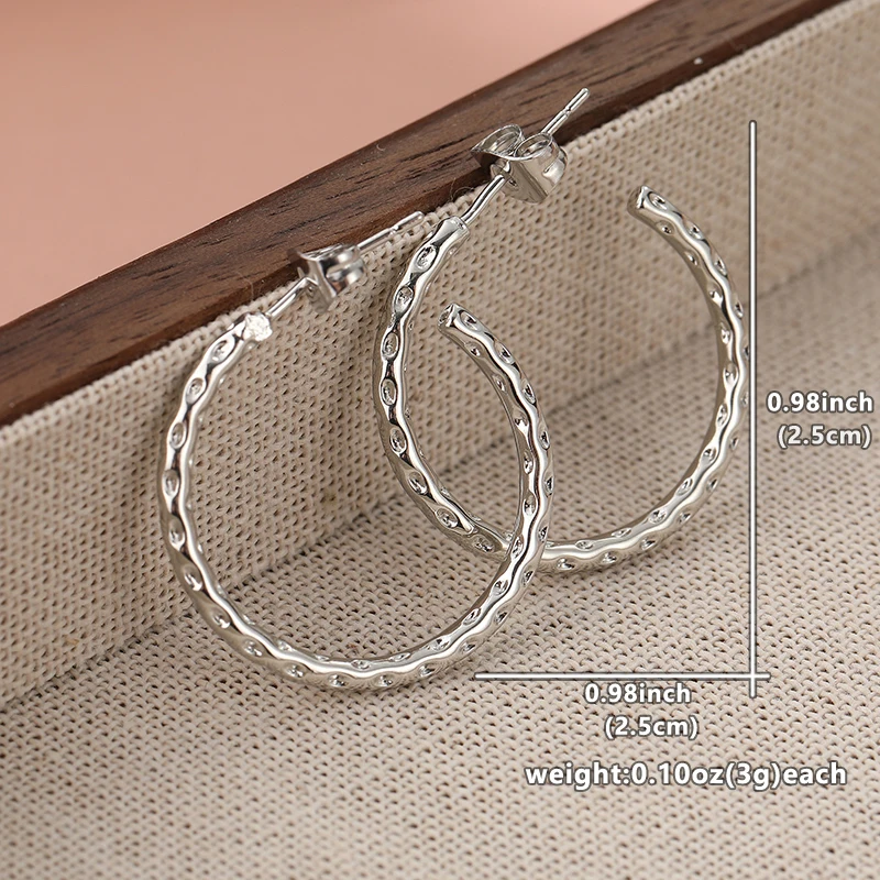 Vintage Silver Hoop Earrings 3 Vintage Silver Hoop Earrings - Image 3