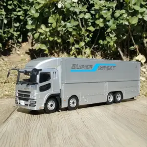 Detailed Mitsubishi FUSO Super Great Scale Model 10 S5d6274ee14da4c359300f39a67c7582fQ
