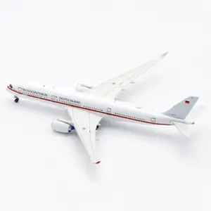 Airbus A350-900 Diecast Model 1:400 Scale 9 S5d931f48dea6461b9e98b6e5e6a739274 1