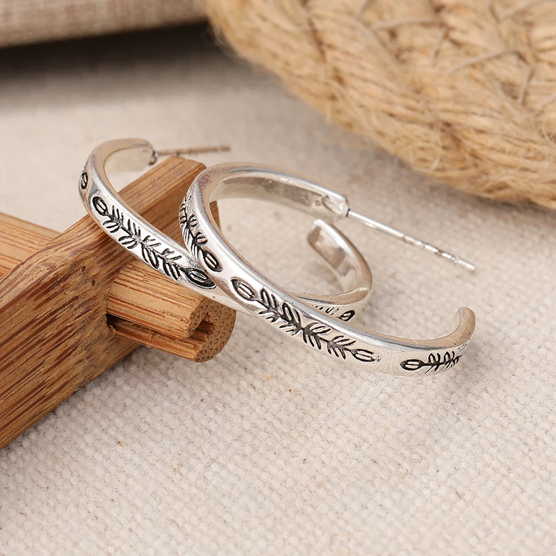 Vintage Silver Leaf Hoop Earrings 4 Vintage Silver Leaf Hoop Earrings - Image 4