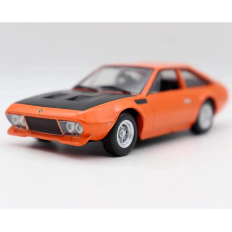 Vintage 1972 Jarama GTS Alloy Model Car 2 Vintage 1972 Jarama GTS Alloy Model Car - Image 2