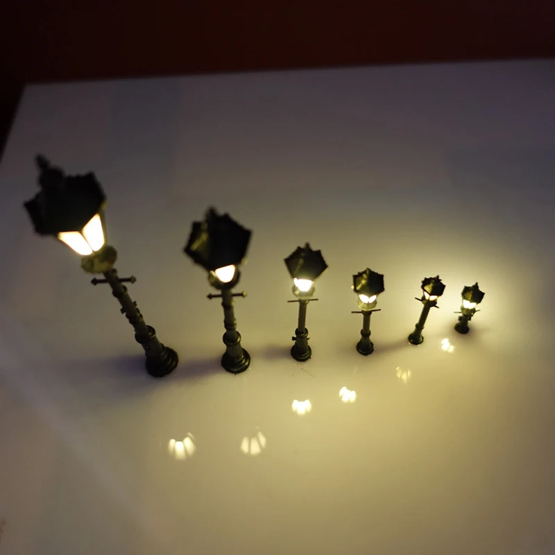 Vintage Miniature Garden Lamp Set for Model Scenes 5 Vintage Miniature Garden Lamp Set for Model Scenes - Image 5