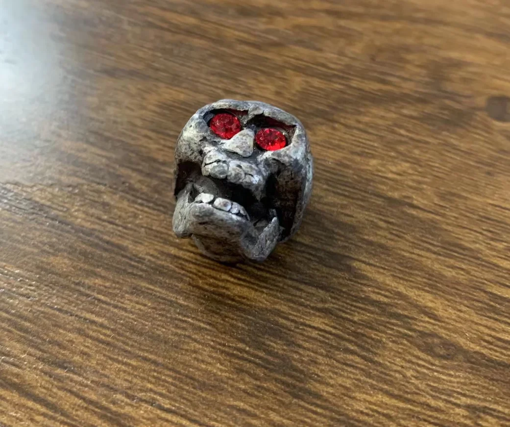 Antique Metal Skull Control Knob for Guitars 2 Antique Metal Skull Control Knob for Guitars - Image 2