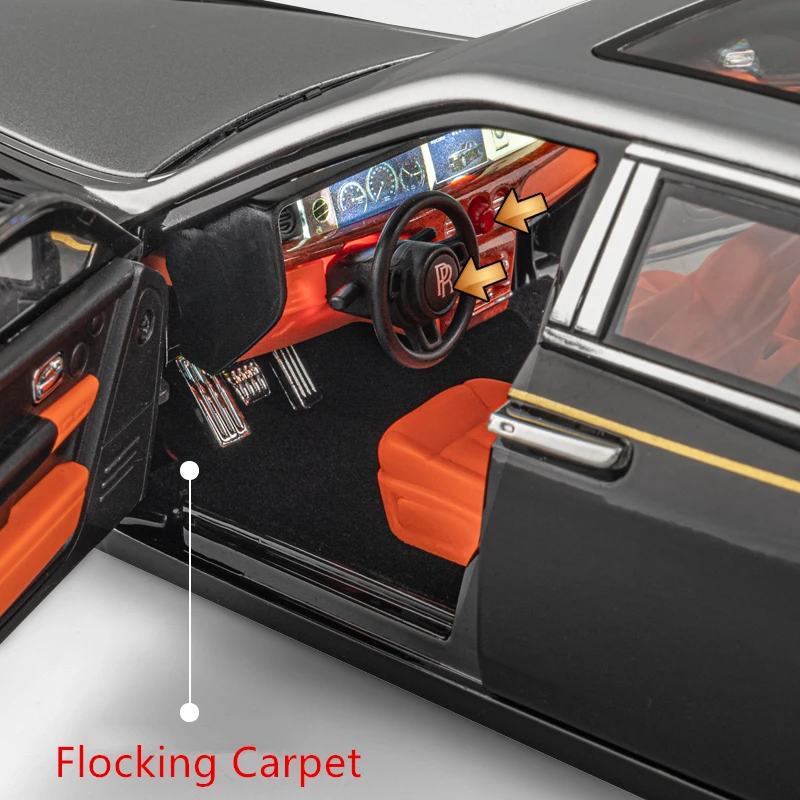 Elegant 1:18 White Rolls-Royce Phantom Model 5 Elegant 1:18 White Rolls-Royce Phantom Model - Image 5