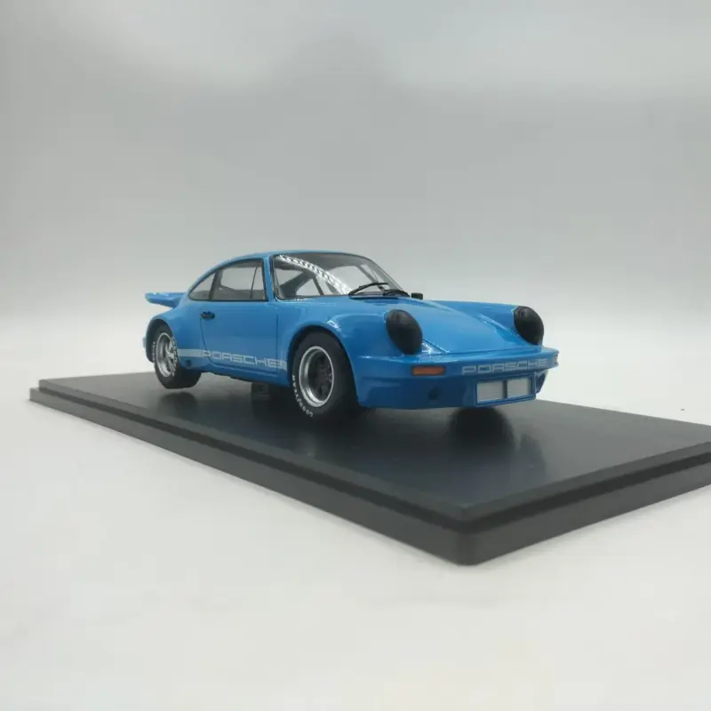 The Vibrant Blue 1:18 Porsche 911 Carrera RSR Model: A Collector's Dream 1 S5f062a9f111f4c1990ffbcc6468541acd