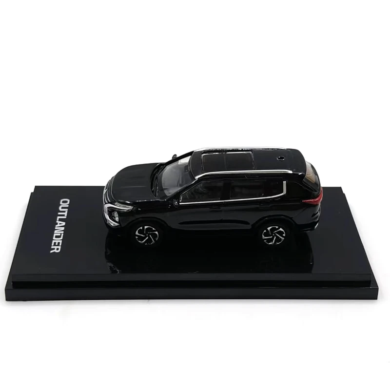 Outlander 2023 Diecast Model in Alloy, 1:64 Scale 2 Outlander 2023 Diecast Model in Alloy, 1:64 Scale - Image 2