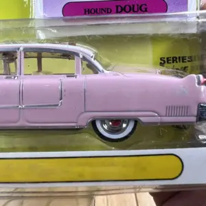 Vintage Pink 1955 Cadillac Die-Cast Model 9 S5fa427e00b7e4f1f8b24dc26889afc36k