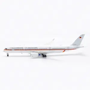 Airbus A350-900 Diecast Model 1:400 Scale 7 S5fb938e2d94f4cf8a600a470baeaf94at 1