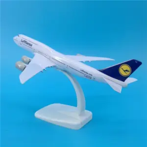 Lufthansa B747 Diecast Model 1:300 Scale 11 S608cb612f59743e38d3501c452c60a205 1