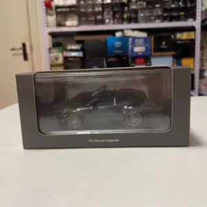 Miniature Porsche 911 992 Carrera 4 Cabriolet Model 9 S60eb6ec89218427ab0911d099c14e2f91