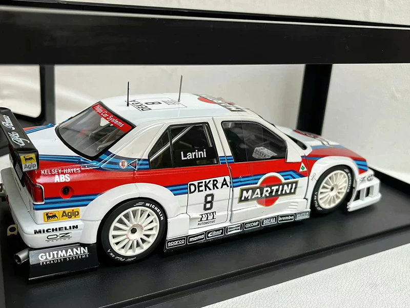 Alfa Romeo 1995 #8 1:18 Diecast Model Car 5 Alfa Romeo 1995 #8 1:18 Diecast Model Car - Image 5
