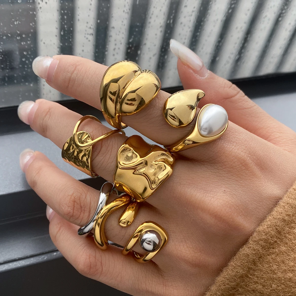 Minimalist Stainless Steel Gold Women's Ring 2 Minimalist Stainless Steel Gold Women's Ring - Image 2