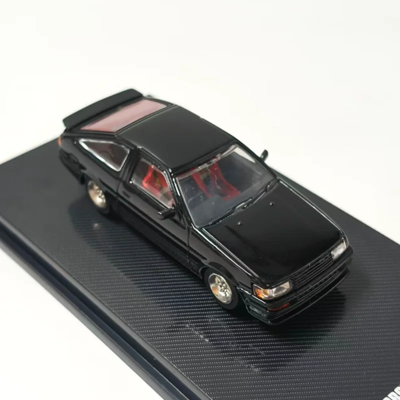 AE86 Levin 1:64 Scale Alloy Car Model 4 AE86 Levin 1:64 Scale Alloy Car Model - Image 4