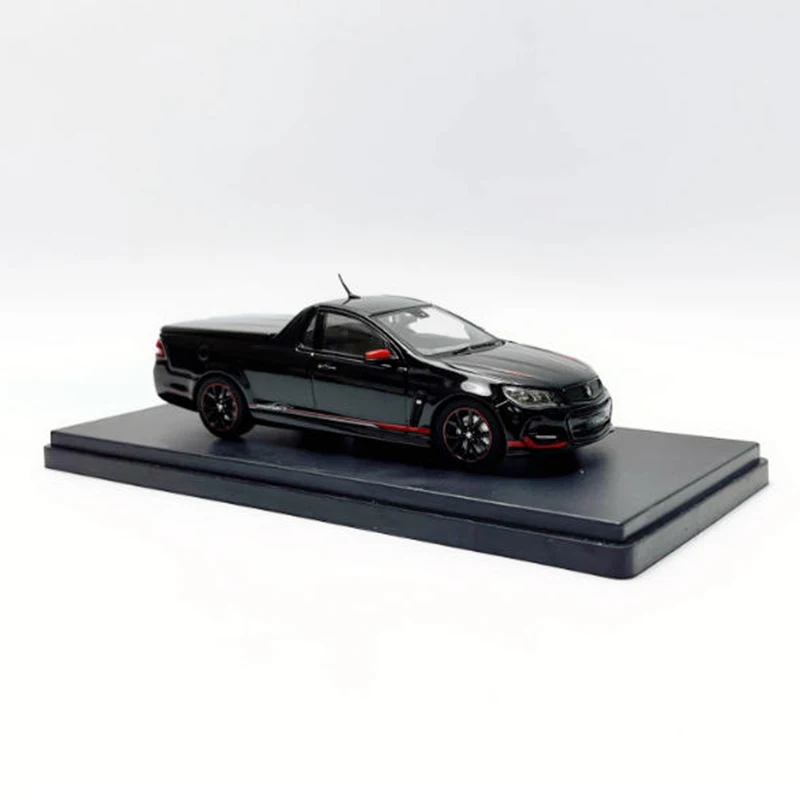 Holden VF11 Magnum Ute 1/43 Alloy Model 4 Holden VF11 Magnum Ute 1/43 Alloy Model - Image 4