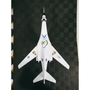 1/144 USAF B-1B Strategic Bomber Model 11 S62f5e9bb7f61478c9405f5bd4db252477