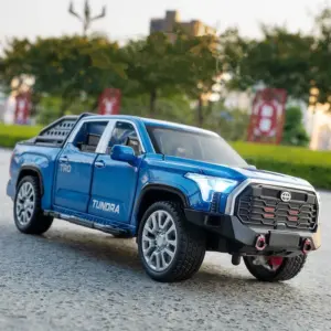 1:32 Scale Toyota Tundra Diecast Model