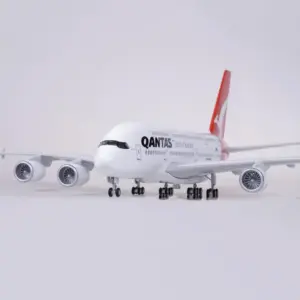 QANTAS Airbus A380 Scale Model - 36.5cm 11 S635e19ce2e324ef0b40bcb49967ece76I