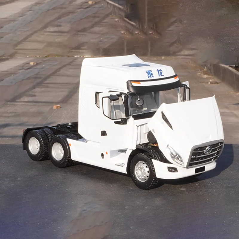 Liuqi Chenglong T7 1:24 Alloy Truck Model 6 Liuqi Chenglong T7 1:24 Alloy Truck Model - Image 6