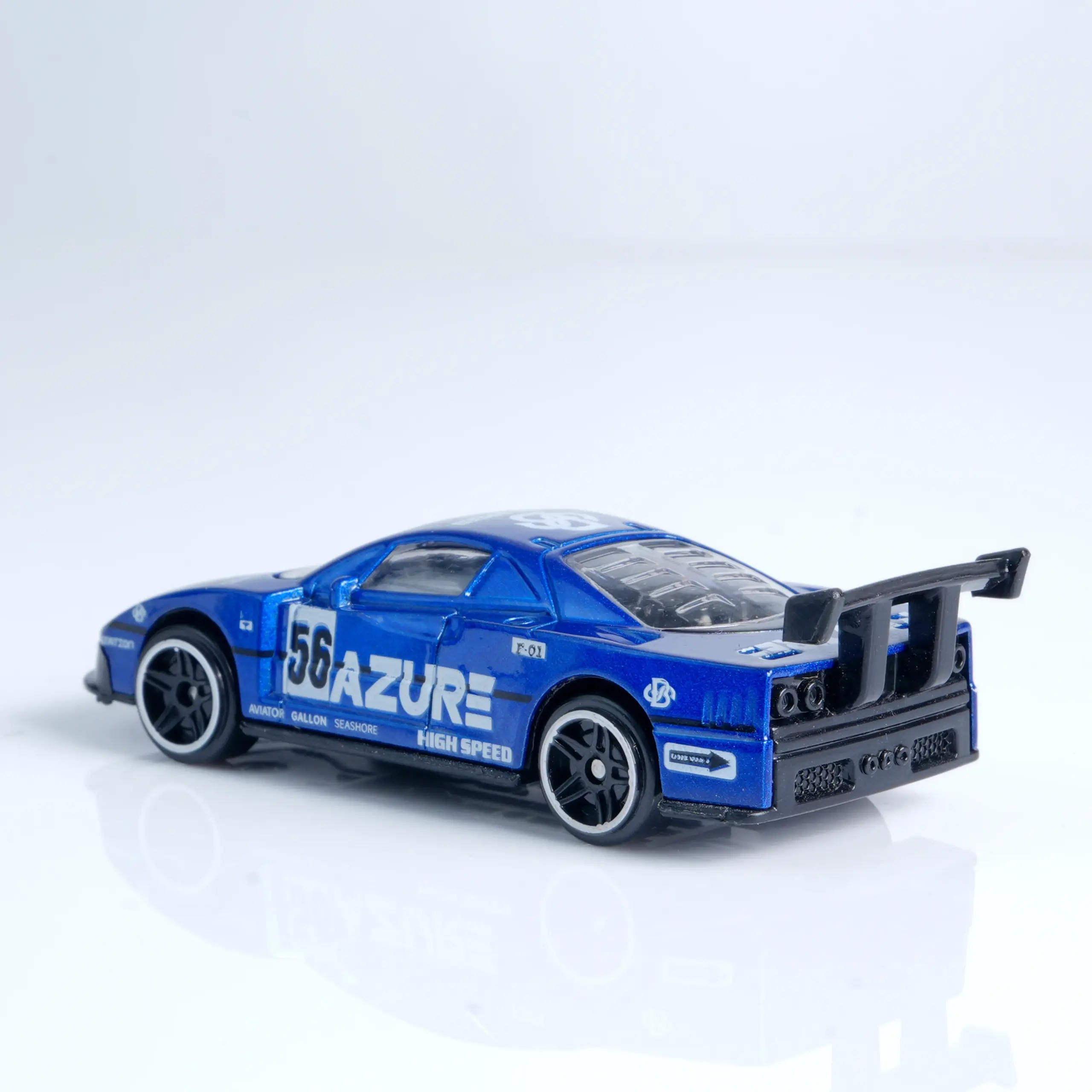 1:64 Scale Blue Flame Die-Cast Race Car 5 1:64 Scale Blue Flame Die-Cast Race Car - Image 5