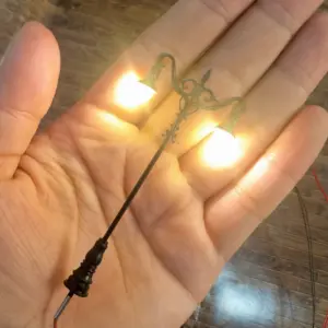 Vintage HO Scale Streetlamp Set (1 or 3) 8 S63ccdc0a10f14093b13db606db167d062