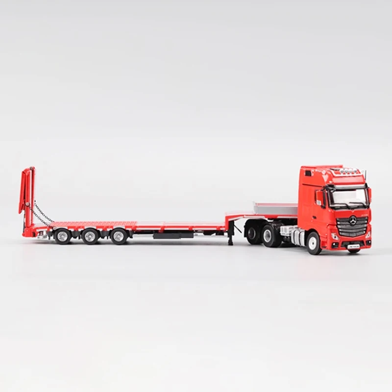 Red Diecast Semi-Truck and Trailer Model 4 Red Diecast Semi-Truck and Trailer Model - Image 4