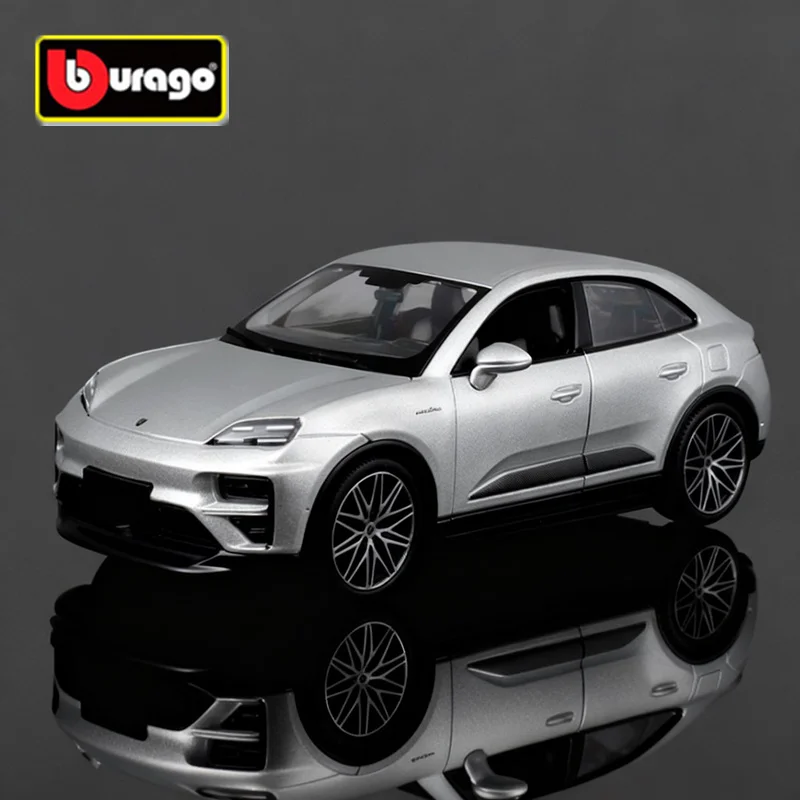 1:24 Porsche Macan EV Diecast Model in Silver 3 1:24 Porsche Macan EV Diecast Model in Silver - Image 3