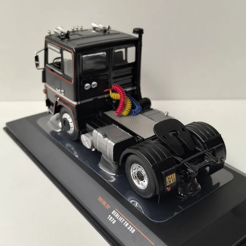 1978 Berliet TR 350 Truck Model in 1:43 Scale 3 1978 Berliet TR 350 Truck Model in 1:43 Scale - Image 3