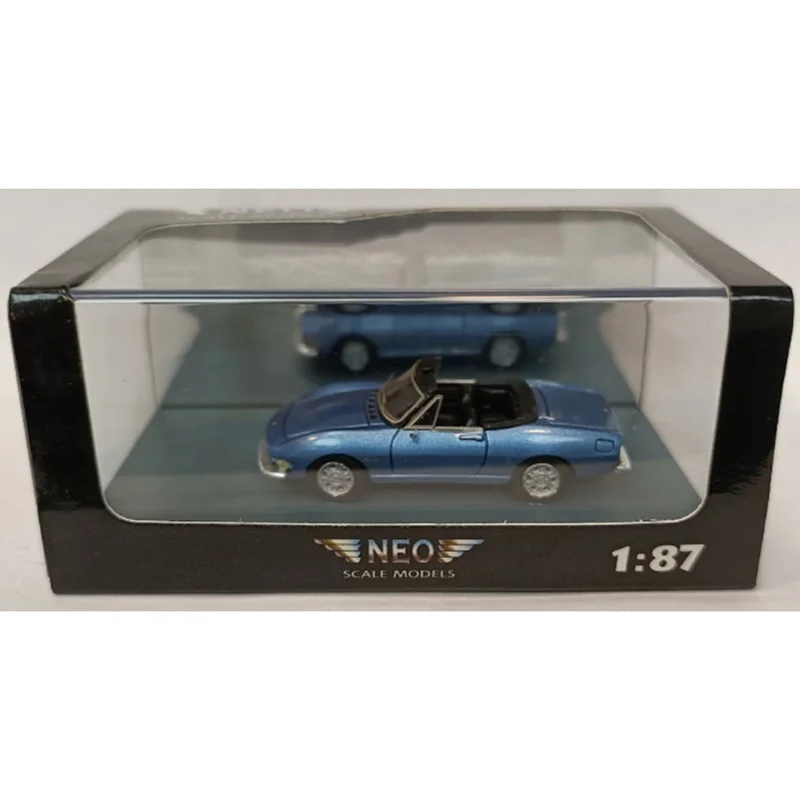 Fiat 2000 Roadster 1968 Resin Model 4 Fiat 2000 Roadster 1968 Resin Model - Image 4