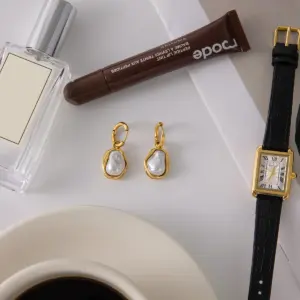 Elegant Gold Stainless Steel Pearls Earrings 10 S645b9b6418474f129aeed0606d6a0fb1m