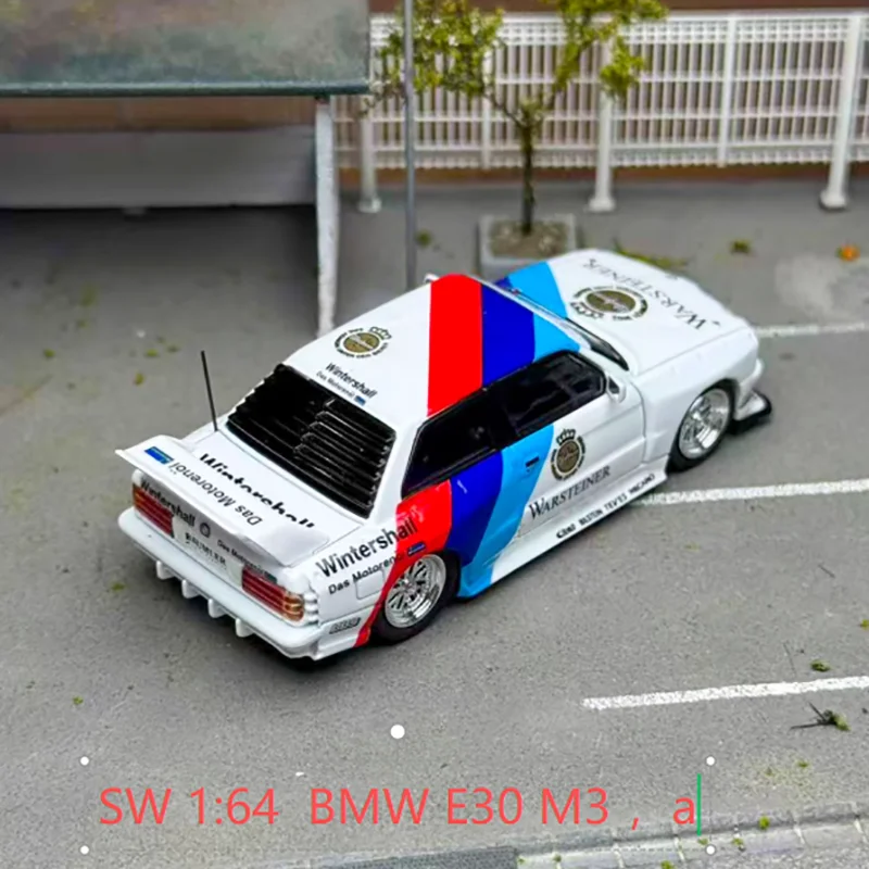 1:64 Alloy BMW E30 M3 Race Car Model 4 1:64 Alloy BMW E30 M3 Race Car Model - Image 4