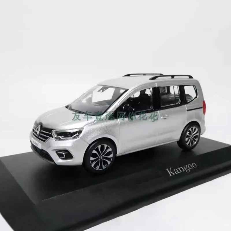Renault Kangoo Diecast Model 1:43 Scale 7 Renault Kangoo Diecast Model 1:43 Scale - Image 7