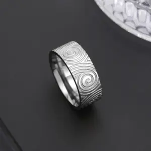 Swirl Engraved Stainless Steel Ring for Men Women