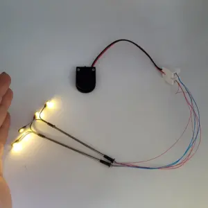 Vintage Miniature Street Lamps for Models 10 S650be61086784bd1b1891906f34df4db1