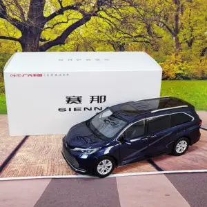 1:18 White Toyota Sienna Diecast Model 16 S651a2ace38e84e689df7feea4afbdc89o