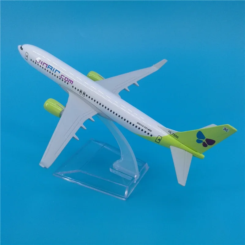Jin Air Boeing 737 Diecast Model 1/400 Scale 5 Jin Air Boeing 737 Diecast Model 1/400 Scale - Image 5