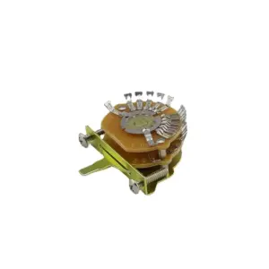 5-Way Guitar Switch Model 0713 with Metal Body 7 S6542207fe0a747fe93052884c76269395